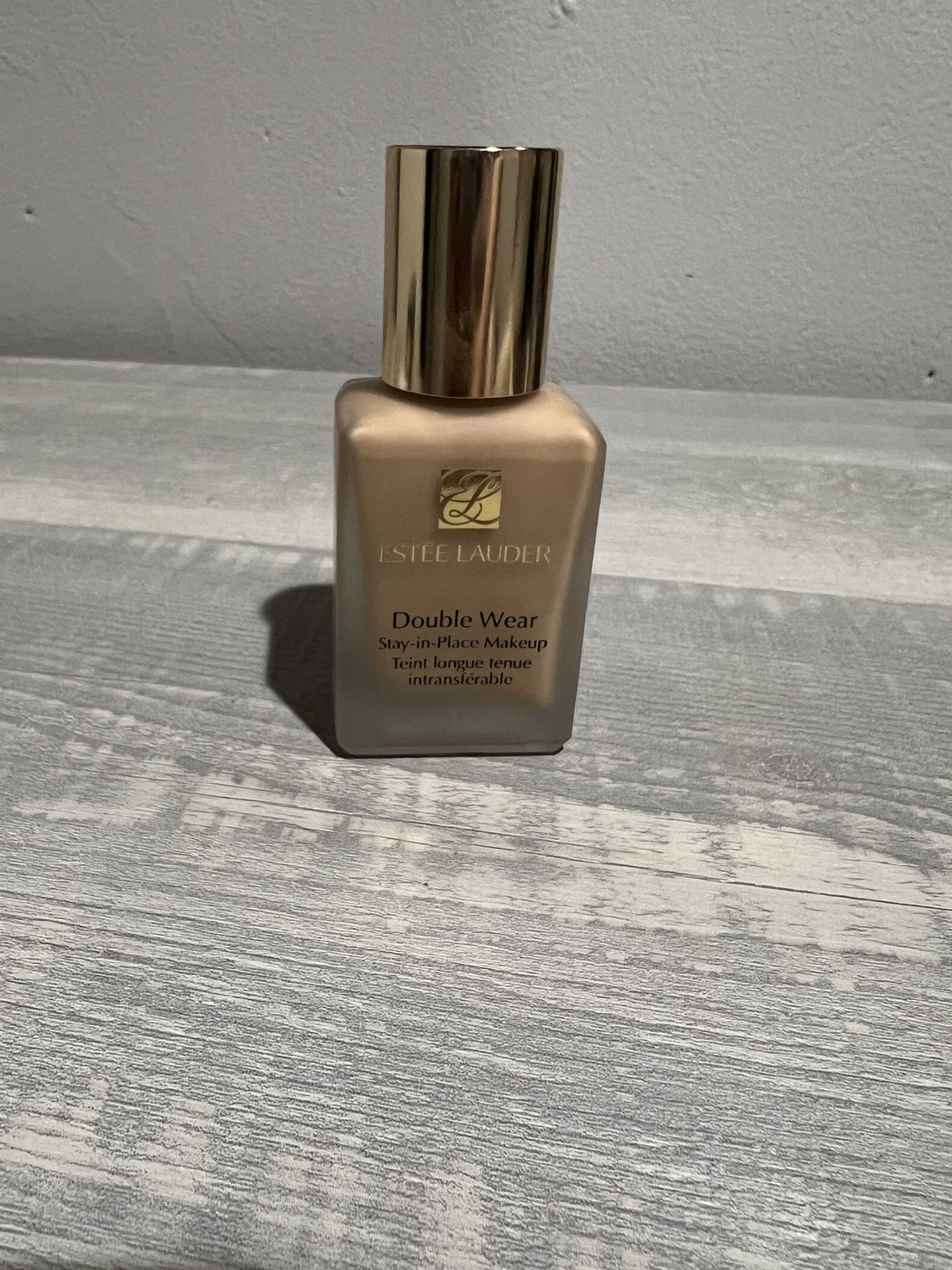 Estee Lauder 2n2 Buff