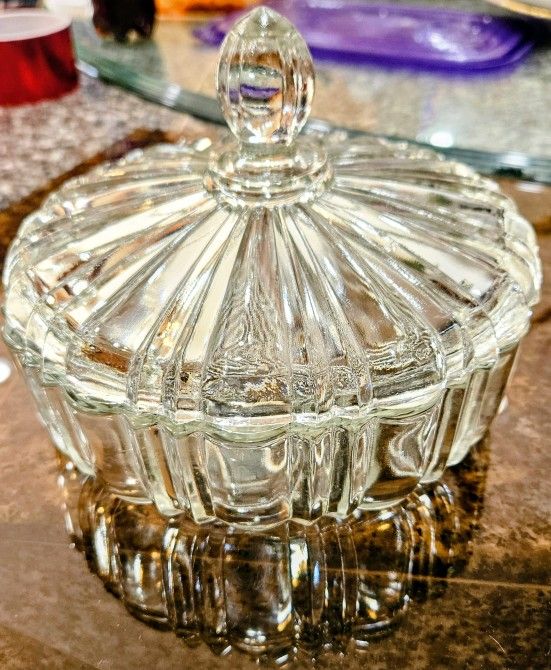 Anchor Hocking Old Cafe Clear Covered Candy Dish