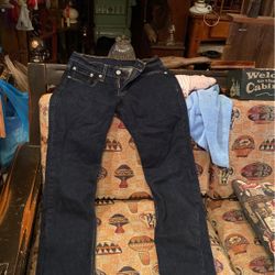Levi’s Size 28x 30 