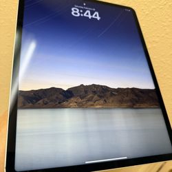 iPad Pro 12.9 (6th Generation) Wi-Fi + Cellular UNLOCKED 
