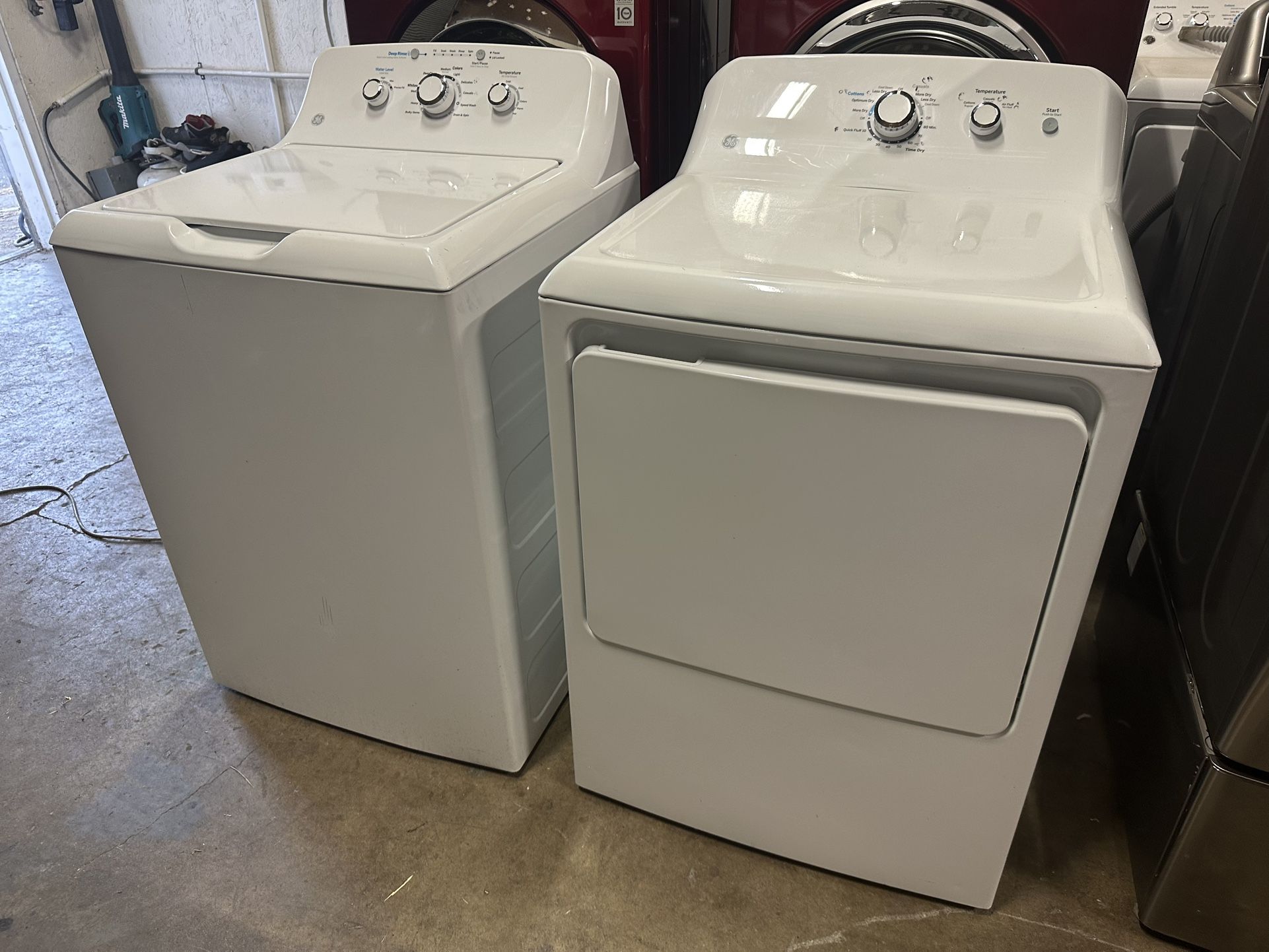 Top loading GE washer and Electric Dryer can deliver