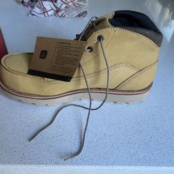 REDWING BOOTS...SIZE 13