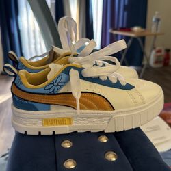 Smurf Pumas 