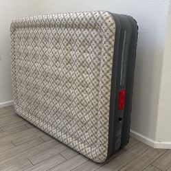 Coleman ComfortSmart Air Mattress - Double High Queen