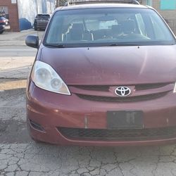 2008 Toyota Sienna