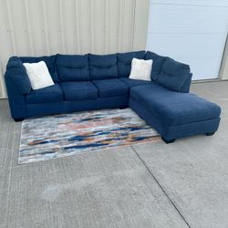Blue L-shaped Sectional /w Chaise by Ashley Furniture