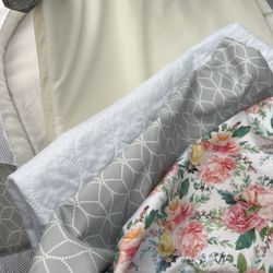 Halo BassiNest Sleeper & Sheets