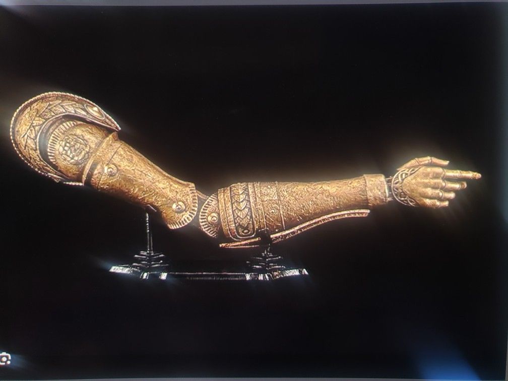 1:1 Life Size Melania Elden Ring Arm