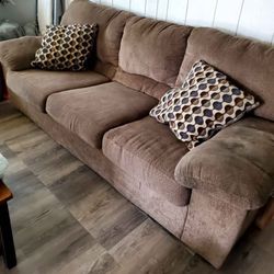 2 Identical Couches