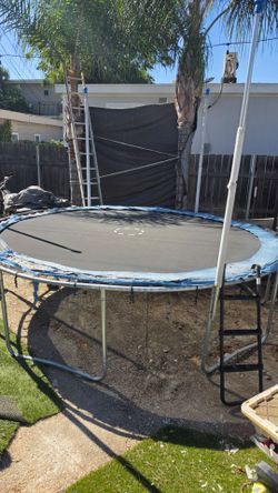 Trampoline Free Downtown Riverside