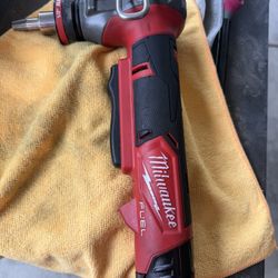 Milwaukee M12 FUEL ProPEX Expander Tool Kit with 1/2 in. - 1 in. RAPID SEAL ProPEX Expander Heads