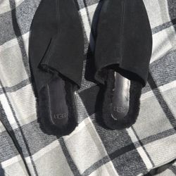 UGG SLIDE ON
