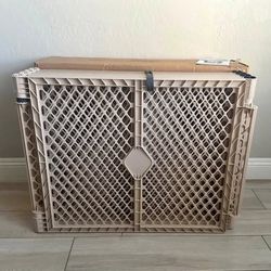 Extra Large Playpen / Pet Fence