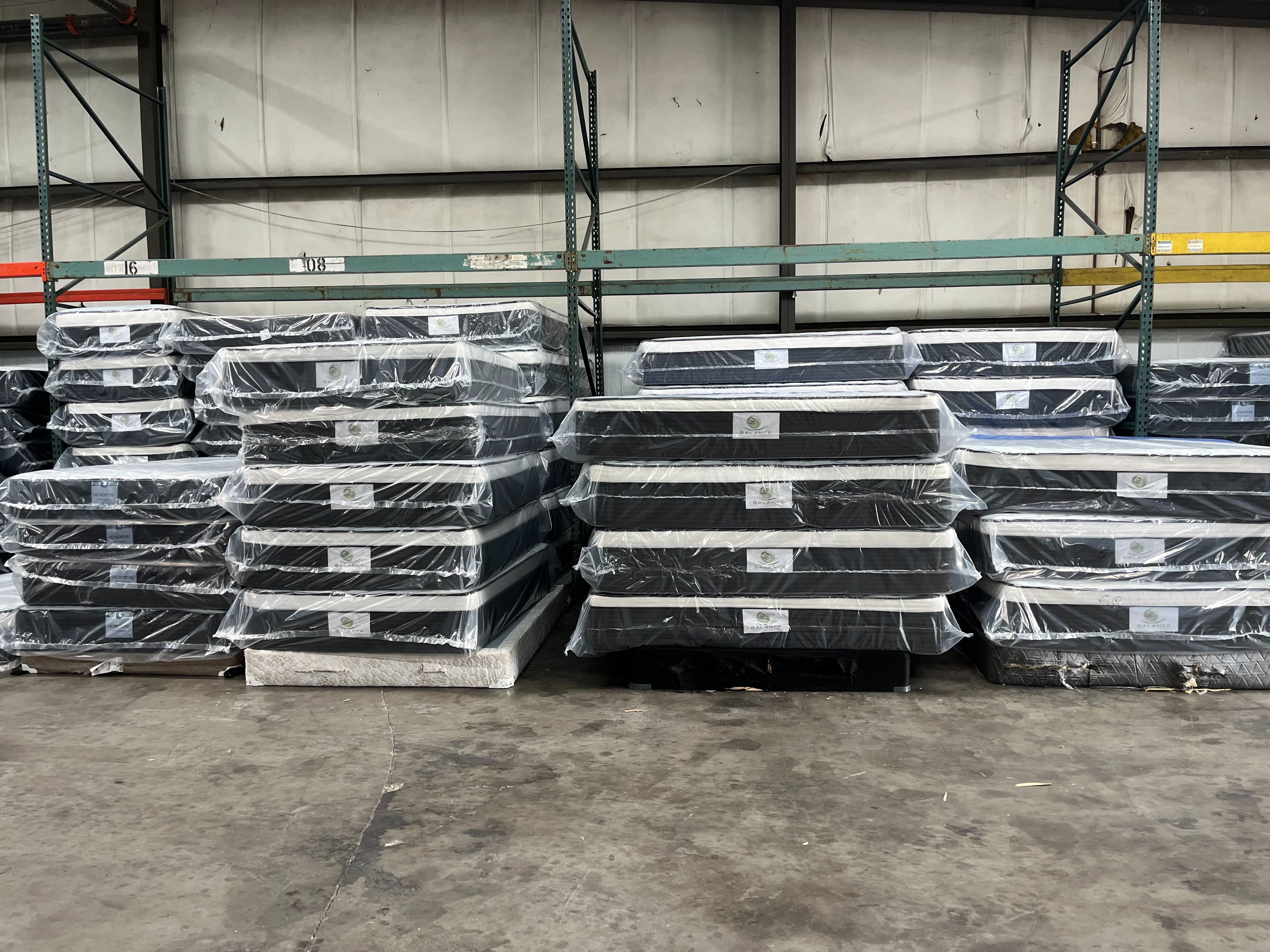 😍😍😍 Big Mattress Sale All Mattress Come With FREE Boxspring Same Day Delivery Queen King, California King