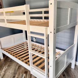 Litera Twin Size Nueva En Su Caja Incluye Colchones 