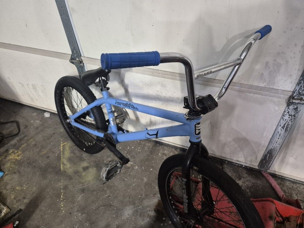 Haro 20" BMX BIKE