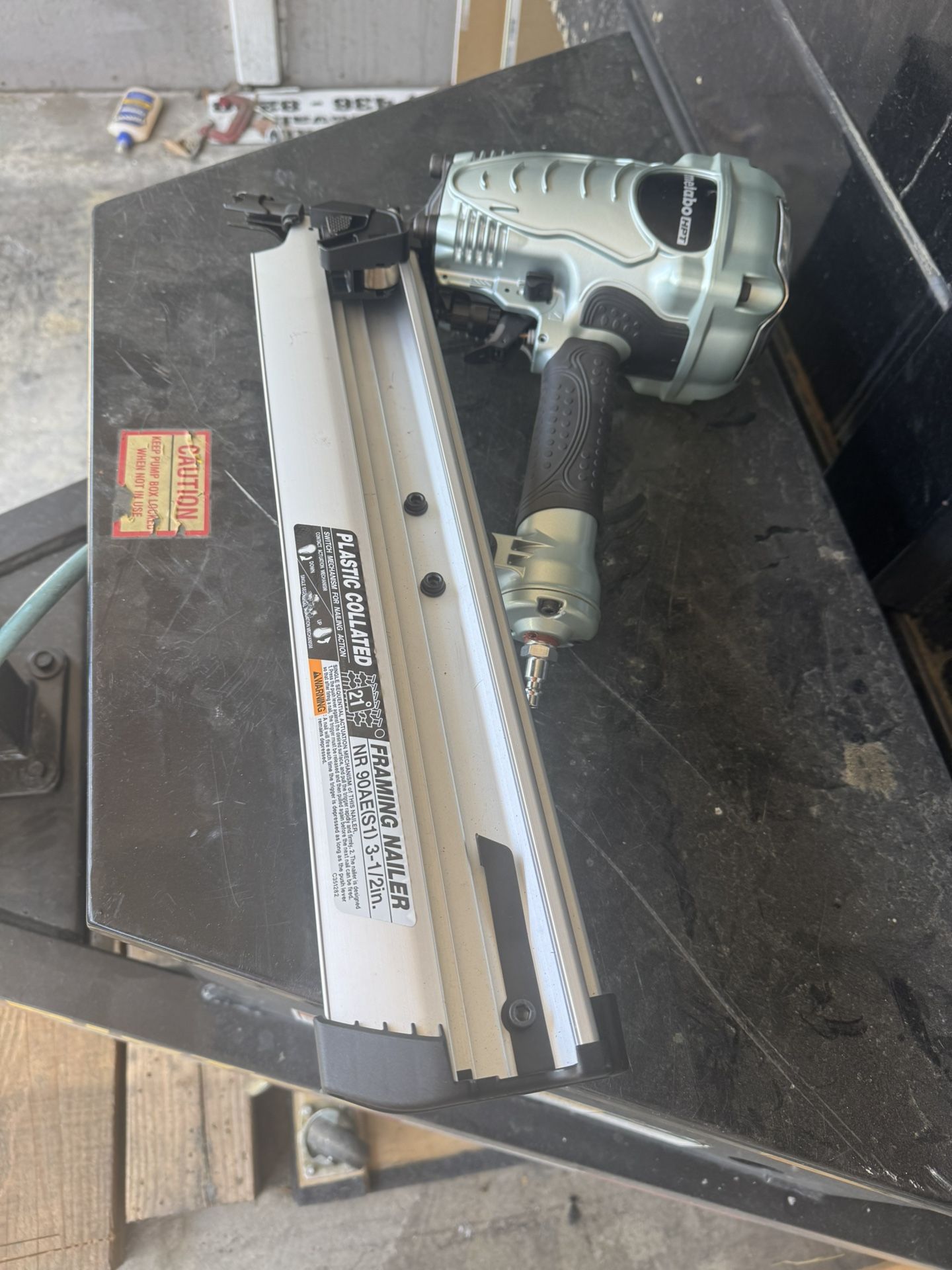 Hitachi Fraimig Gun And Shop Vac