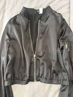 H&M Women’s Zip Up