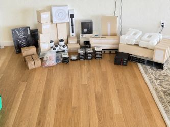 Ubiquiti UniFi Networking Lot