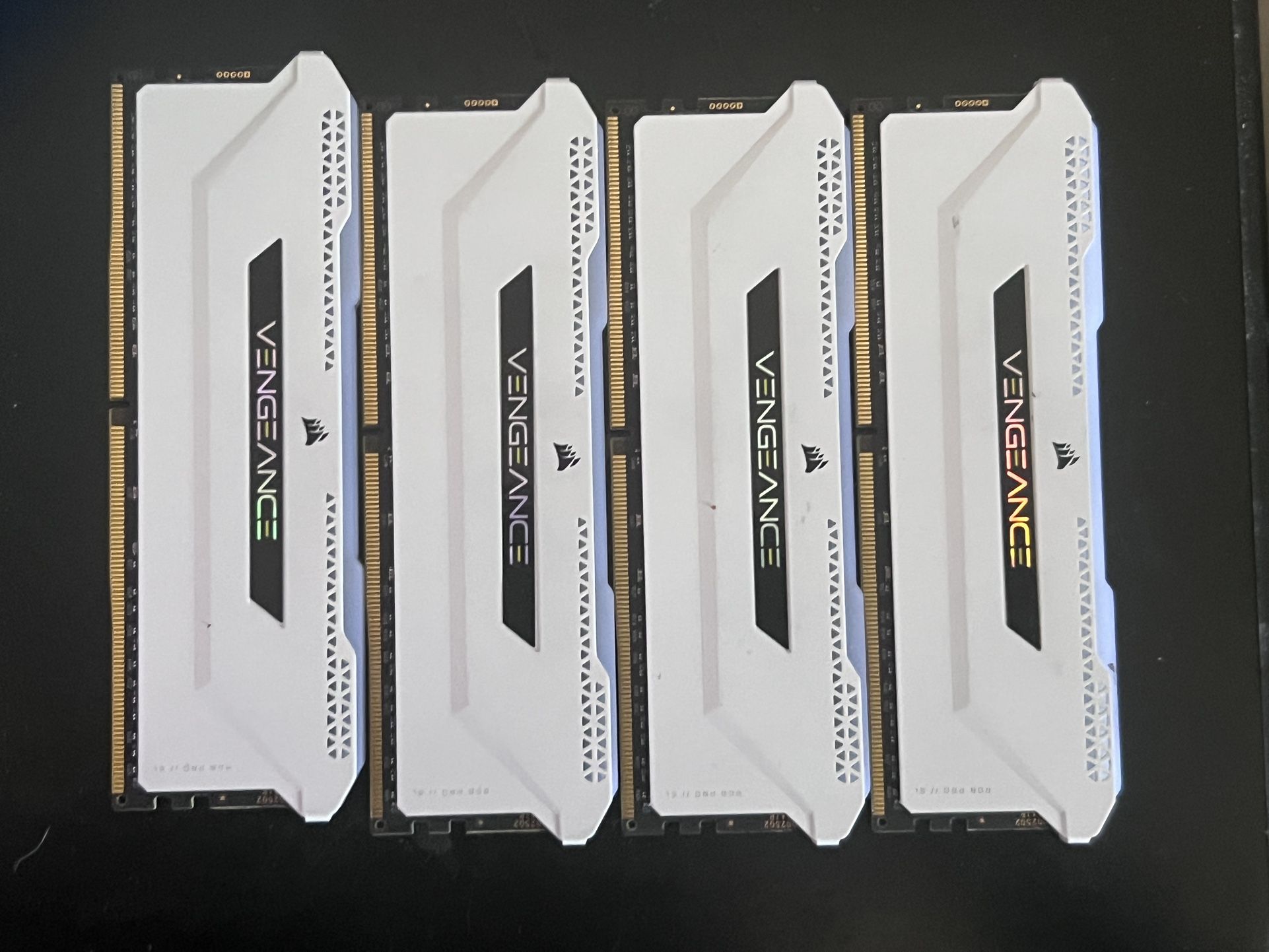 corsair vengeance 4x16gb ddr4 3600mhz