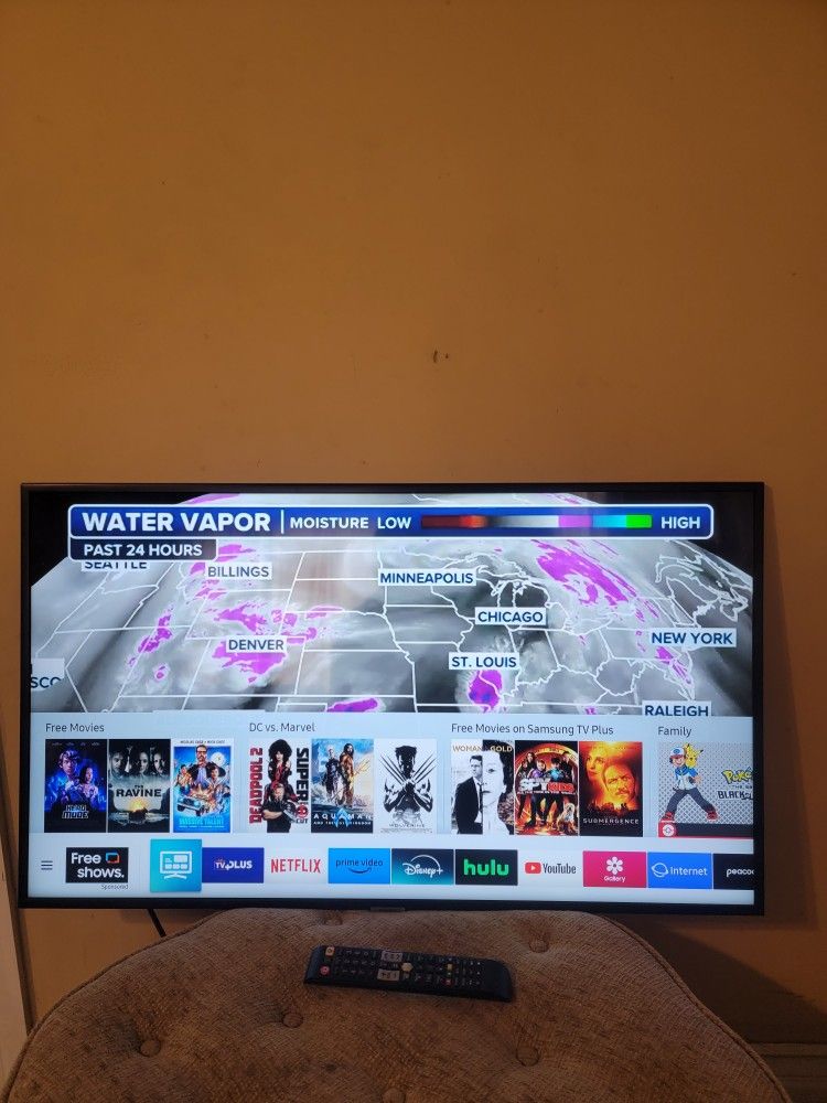 Samsung 43" Smart 4k UHD HDR Smartcast TV With Remote 