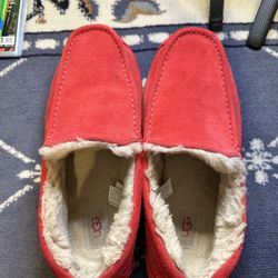 Like New Men’s Ugg Slippers(Worn Once Only!)