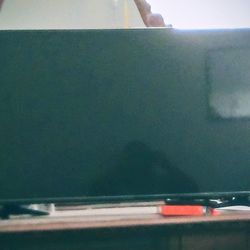 Smart Tv With Fire Stick, Dutch Oven And Oversized Skillet 