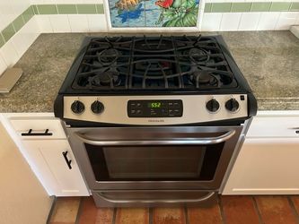 Frigidaire Stainless Steel Gas Range