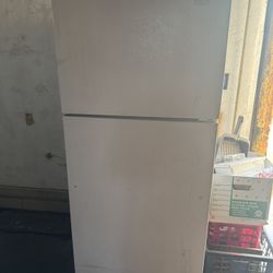 Kenmore Refrigerator/ Freezer