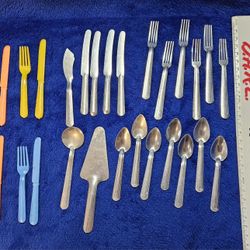 Vintage Toy Cutlery Lot