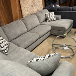 Stylish Nice Chaise Sectional! 