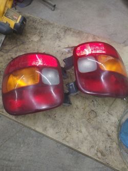 Chevy truck Stepside tail lights