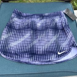 New Women’s Nike Skirt Shorts Retail $55