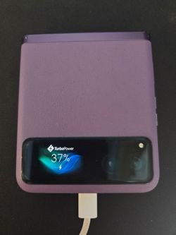 Moto Razr Fold 2023