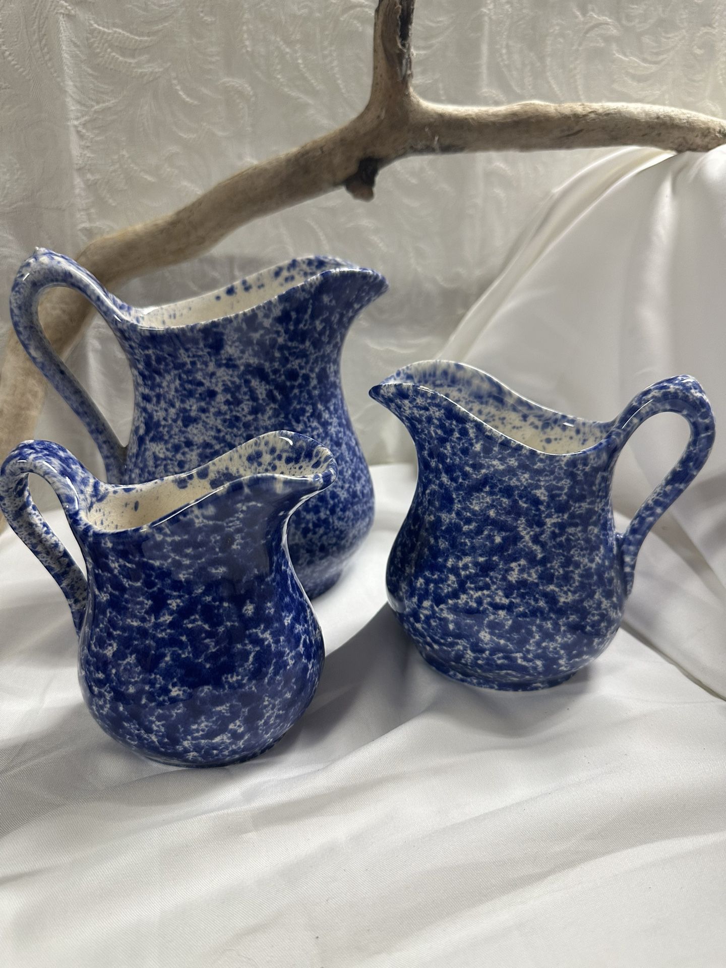 Vintage Set Of Three Spongeware Pitchers