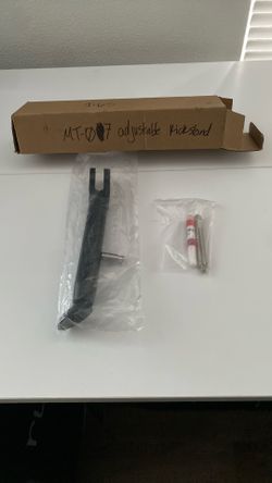 MT-07 Adjustable Kickstand