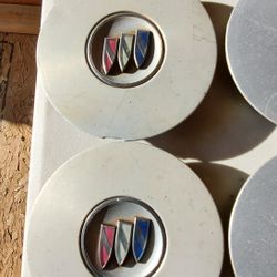BUICK CENTER CAPS