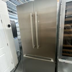 🔥 Bosch 36” Built-In French Door Refrigerator – Like New 🔥