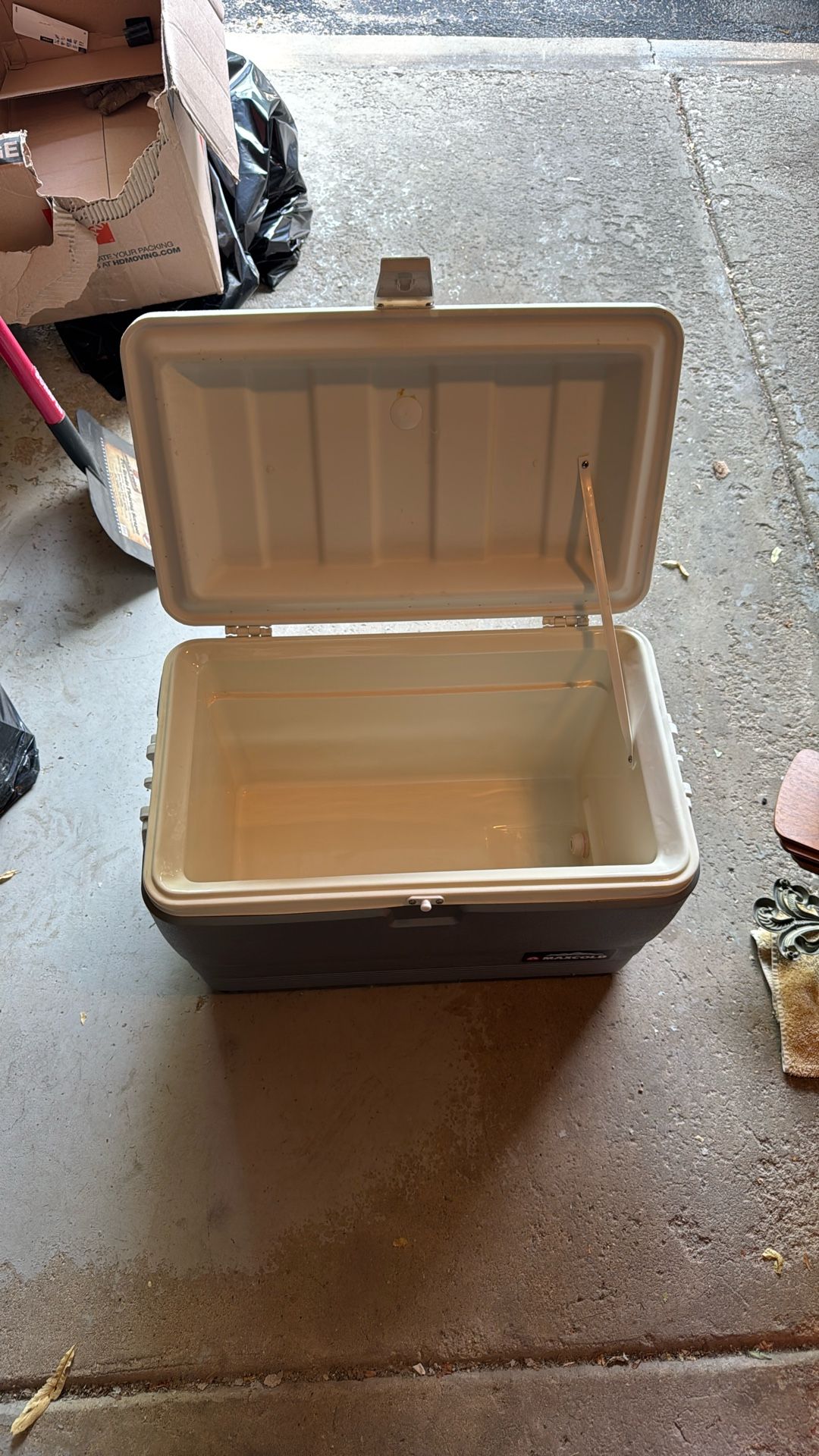 Igloo Ice Chest