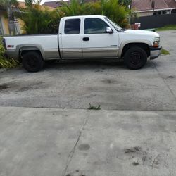 For Part 5.7 . 4x4 Drive Excelente 