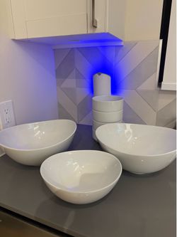 Crate and barrel set of 3 bowls