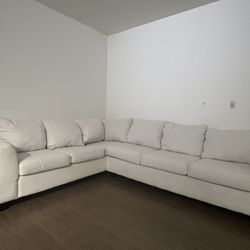 Couch (Used/Good Condition)
