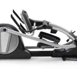 ***SPACESAVOR ***NordicTrack SE9i Foldable Elliptical