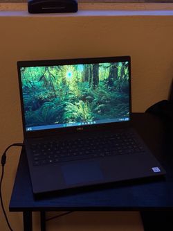 Dell Latitude 3510 Windows 11 Laptop - Only needs new charger 40$
