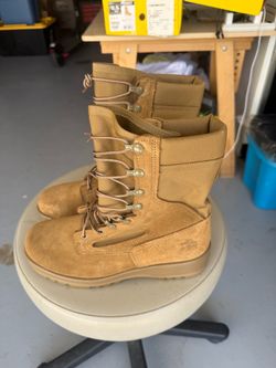 Military tactical boots for work or military