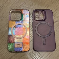 2 iPhone 14 Pro Cases