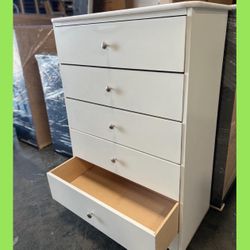 Dresser/ Five drawers dresser