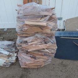 FIREWOOD BIG HEAVY DUTY BAGS FULL. 15 DOLLARS EACH...