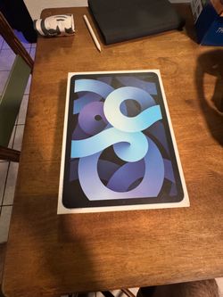 Ipad air 4th generation 64gb sky blue