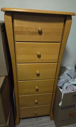 Dresser